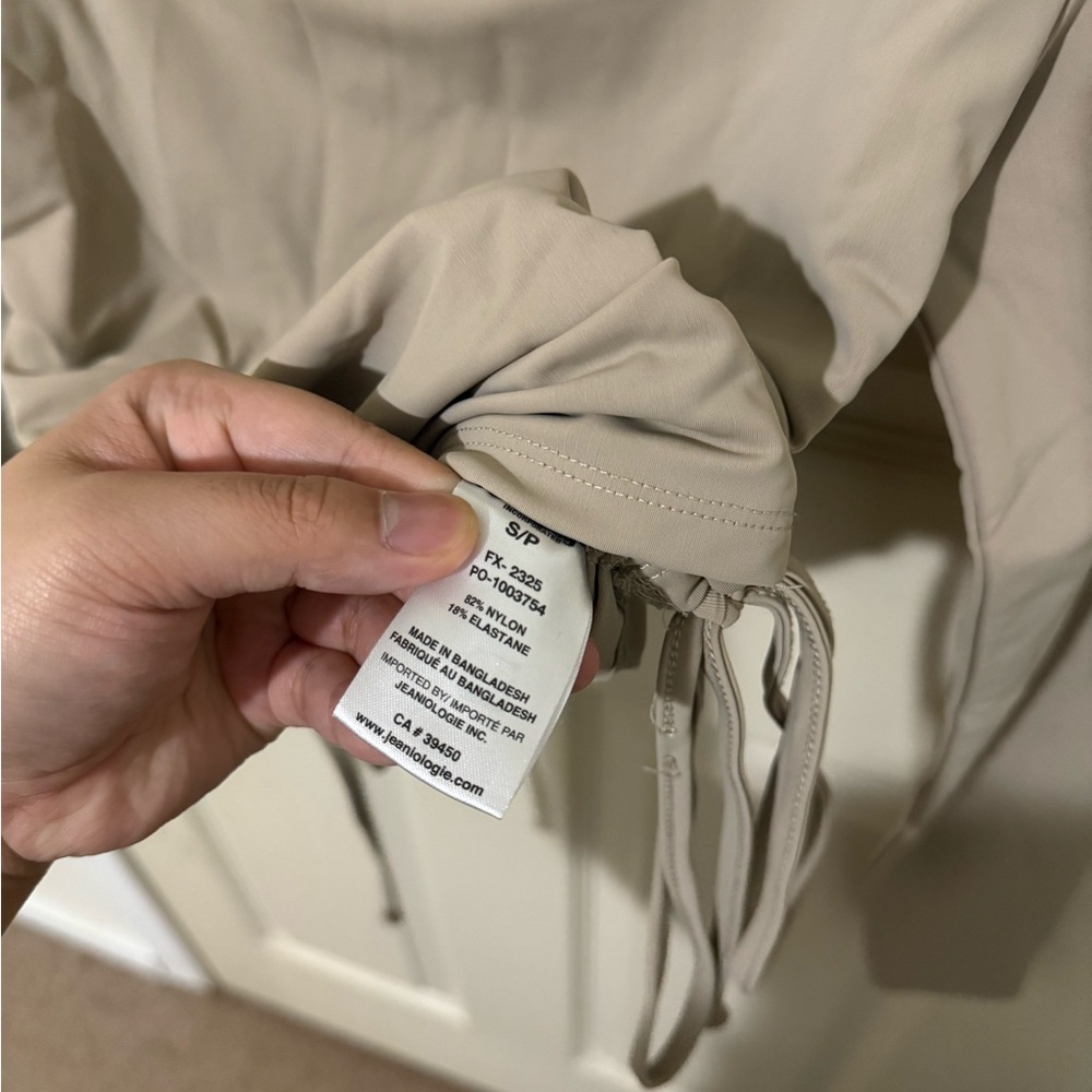 Foxy Jeans Taupe Ruched Square Neck Long Sleeve Top | Size S - Picture 7 of 12